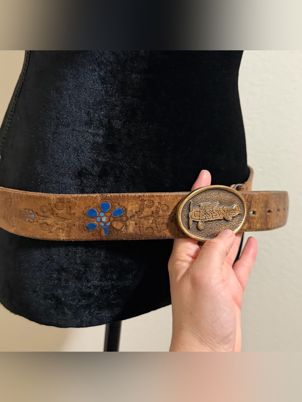 Vintage Cessna Airplane Belt - 1970’s made In USA Leather Belt With Brass Buckle - Picture 6 of 13